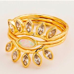 Gorjana Rumi Burst Stackable Ring Set